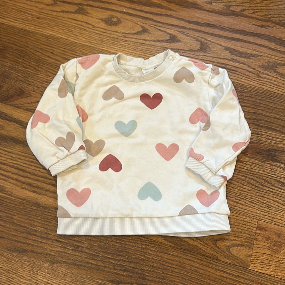 GUC H&M Sweatshirt; 2T